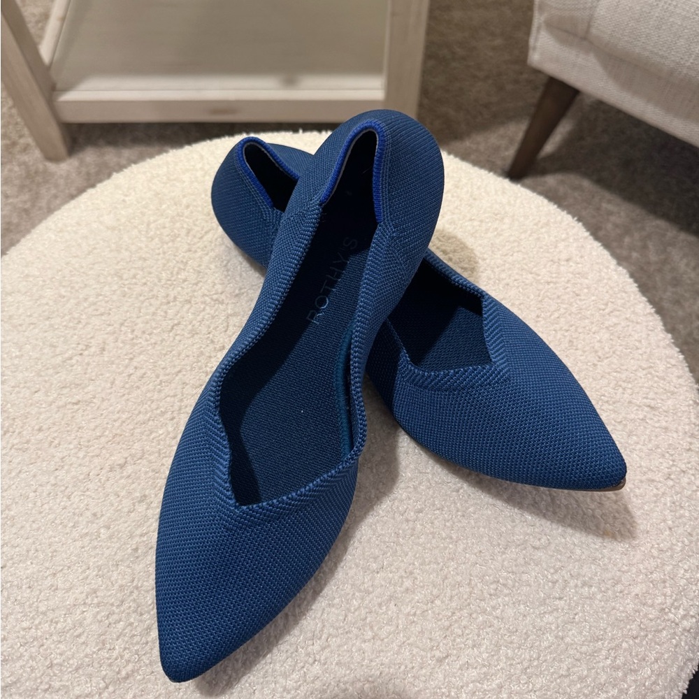 Rothy's Blue Flats with Pointed Toe Design and Textured Fabric
